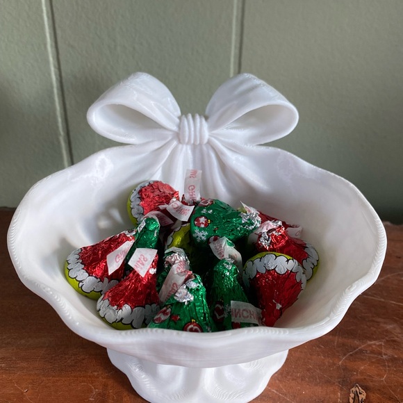 Bow Candy Bowl (3D Printed) - Picture 4 of 5